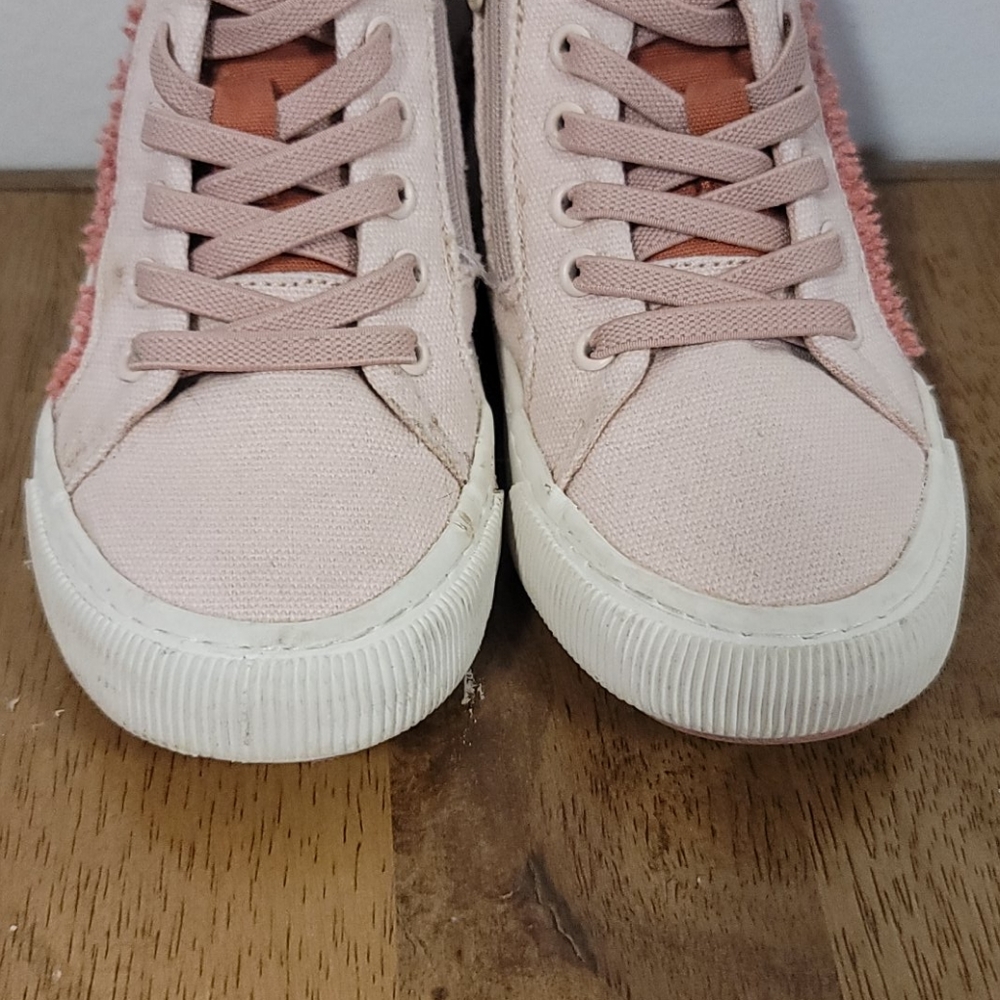 Sneaker - Picture 6 of 6
